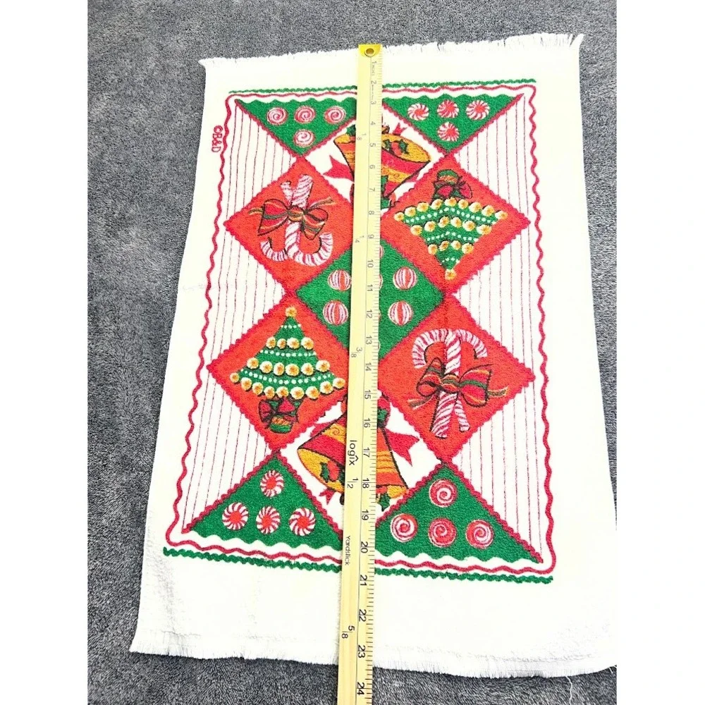 Vintage B&D Christmas Hand Towels Set of 2 Nutcracker Bells Candy Cane Fringe